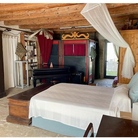 "La Casa Degli Ulivi Art B&B" Trecastelli Kültér fotó
