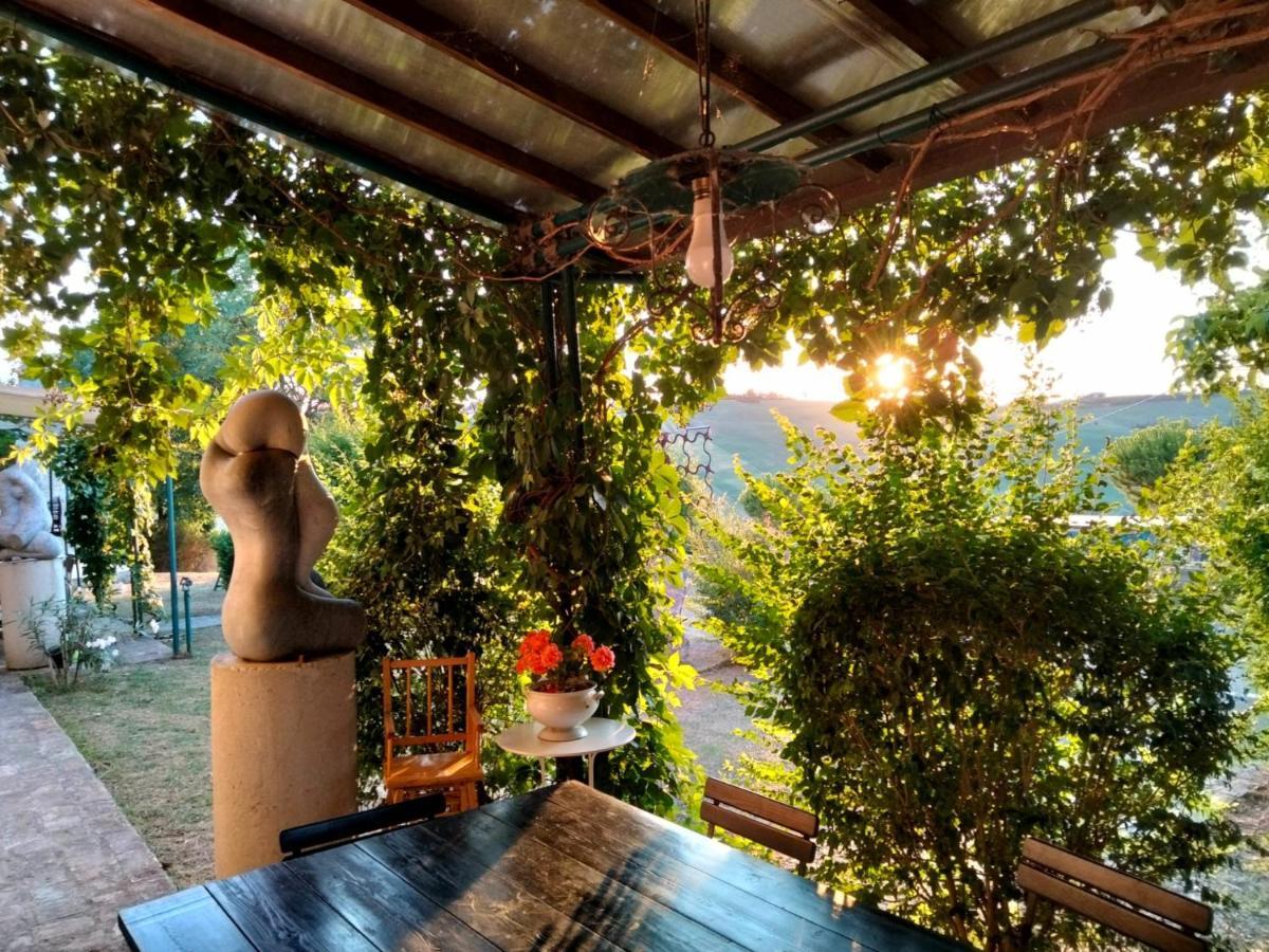 "La Casa Degli Ulivi Art B&B" Trecastelli Kültér fotó