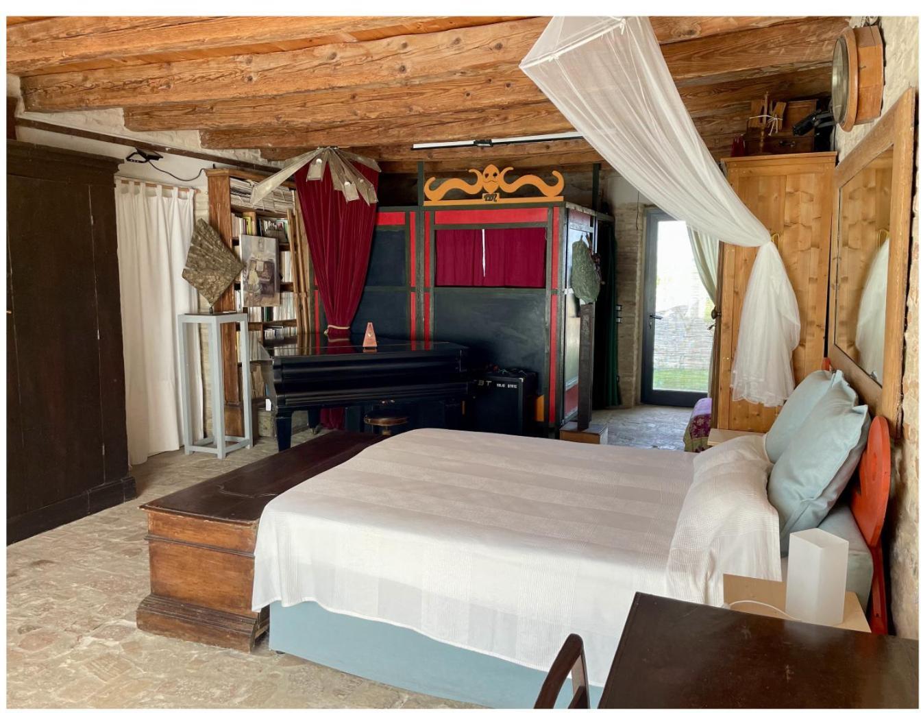 "La Casa Degli Ulivi Art B&B" Trecastelli Kültér fotó